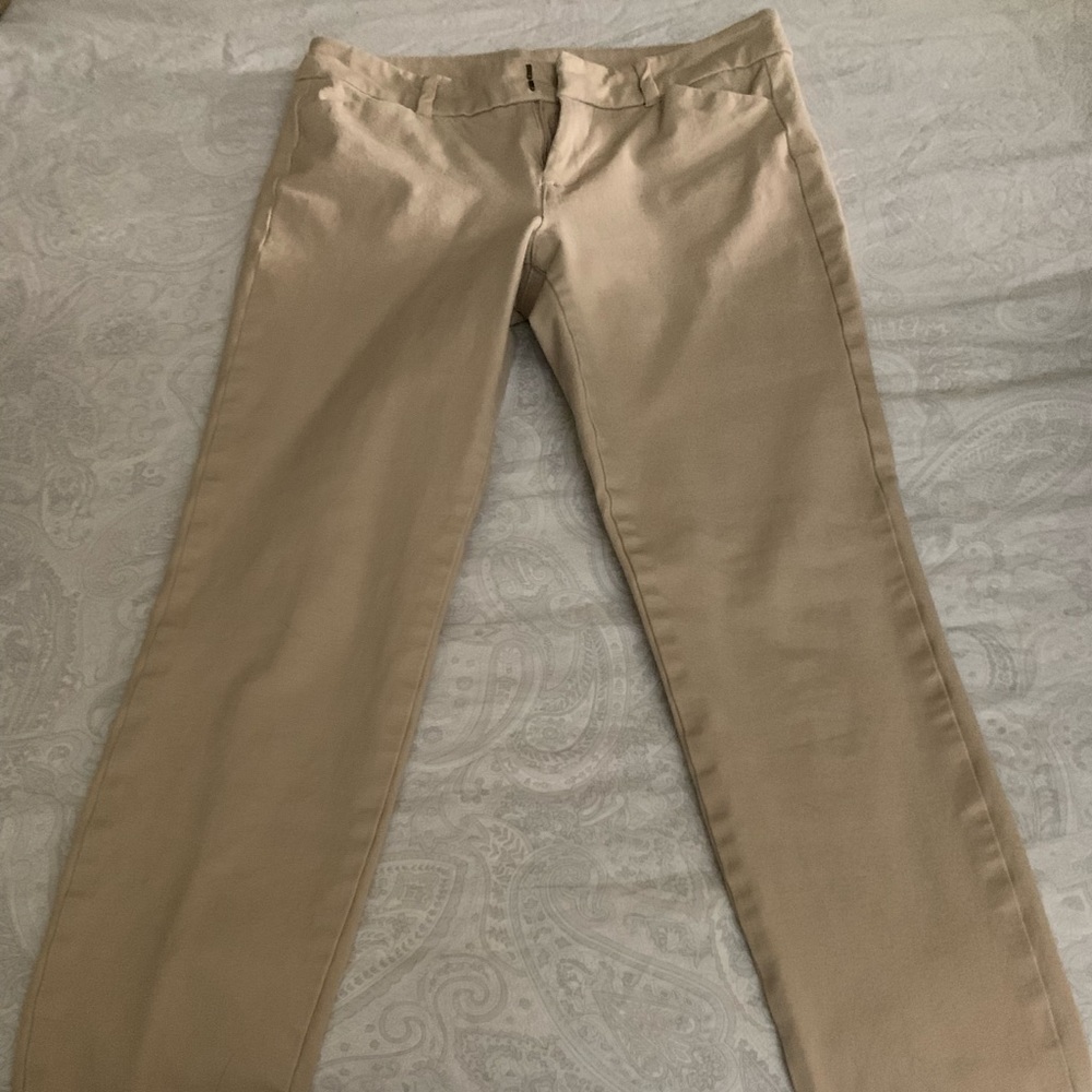 Old Navy size 0 pixie khaki pants